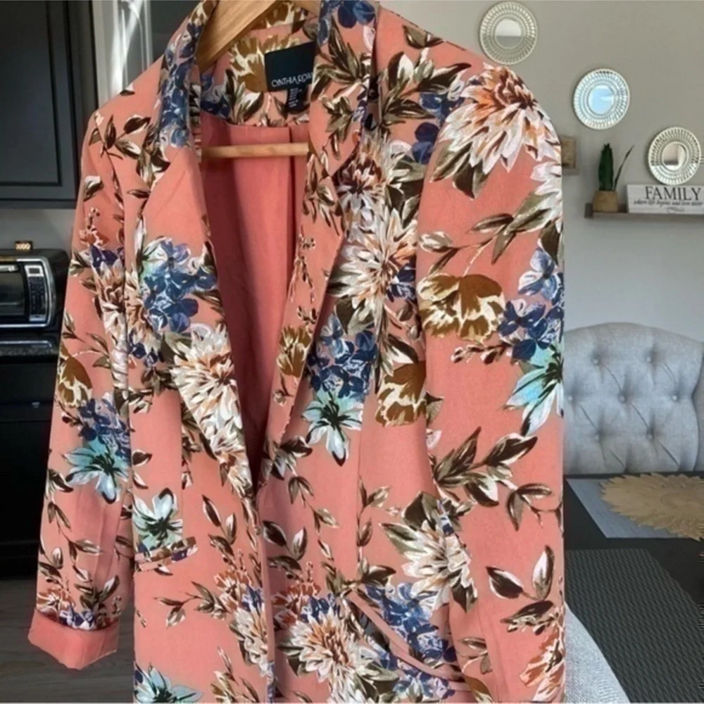 ✨Cynthia Rowley Coral Floral Blazer